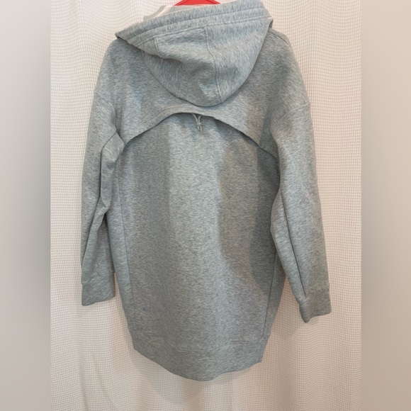 Lululemon In orbit Jacket. Grey. Size 8. - Picture 9 of 11